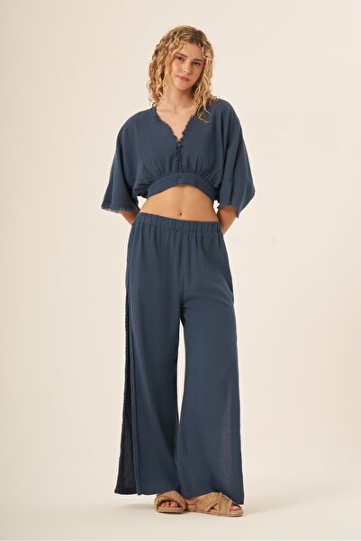 Whitefin Galatea Cropped Indigo