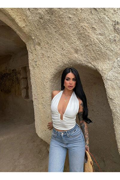 kırmızı butiks Λευκό Crop Top με δέσιμο στο λαιμό και αξεσουάρ