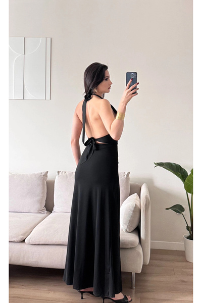 Zoom Butik Halter Yaka Sırt Bağlamalı Yırtmaçlı Maxi Elbise - SİYAH