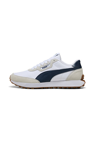 Puma Unisex Adults Runtamed Lugged Classic Sneakers - White