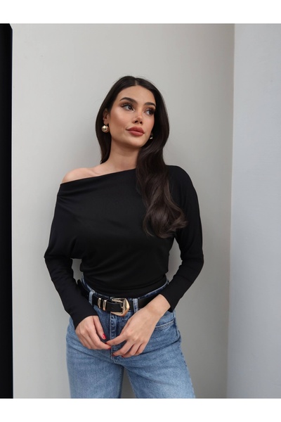 ESRAHELVACI Off-Shoulder Long Sleeve Blouse
