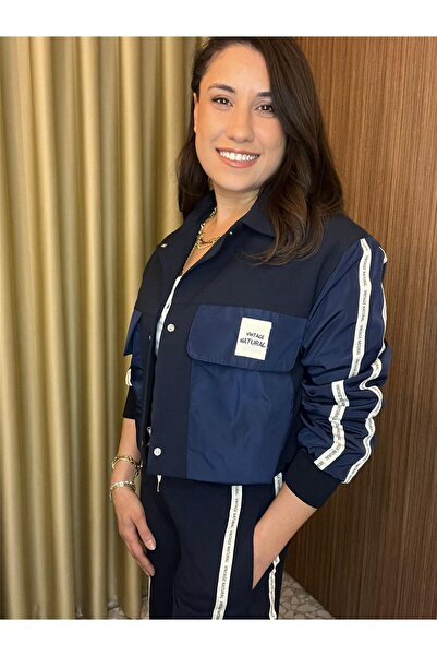 MU&ME BOUTİQUE سترة رياضية من القماش التقني