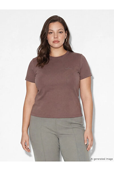 LC Waikiki تي شيرت LCW Vision Brown Crew Neck مطرز ناعم الملمس للنساء