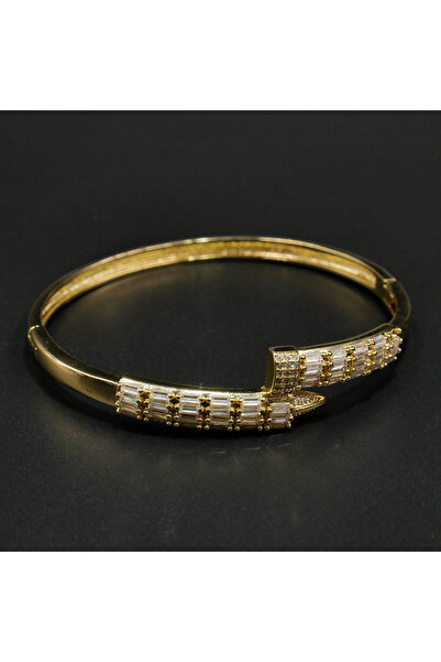 Generic Gold Tone Cuff Bangle with Baguette & Round Stones – Open-End Stateme...