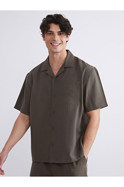LC Waikiki Ανδρικό πουκάμισο με κοντό μανίκι και γιακά Haki Rahat Kalıplı Resort