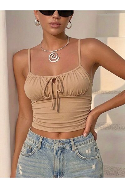 boutiquen 2547 Bluză neagră cu bretele cu dantelă în față