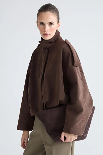 FAMODA Γυναικείο μπουφάν Bomber σε καφέ καστανόχρωμο σουέντ με επωμίδες