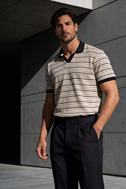 Valiberta Gert Relaxed Fit Ριγέ Πικέ Υφασμάτινο T-Shirt με λαιμόκοψη V και πό...