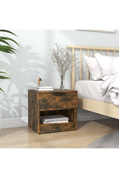 Concept Κομοδίνο, καπνιστή δρυς, επεξεργασμένο ξύλο