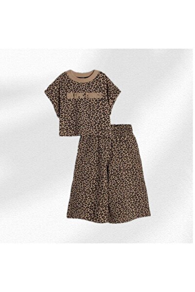 Genel Markalar Leopar Desenli Crop Tişört & Pantolon Takım
