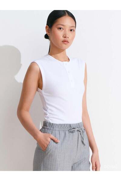 Coral Buttoned Sleeveless Badi 21098 White