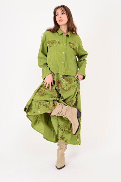 Park Moda 25001 Costum din catifea cu broderie, set de 2 piese