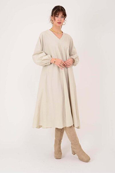 Park Moda 2752 ROCHIE DE CATIFEA CU GULER IN V, DETALII CU MANECELE TIP BALON...