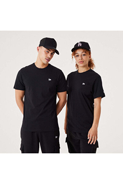 NEW ERA Essentials T-shirt