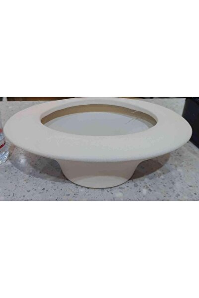 Feryal Al Bastaki مزهرية سيراميك