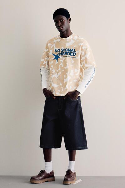 Bershka İşlemeli kaykaycı denim bermuda