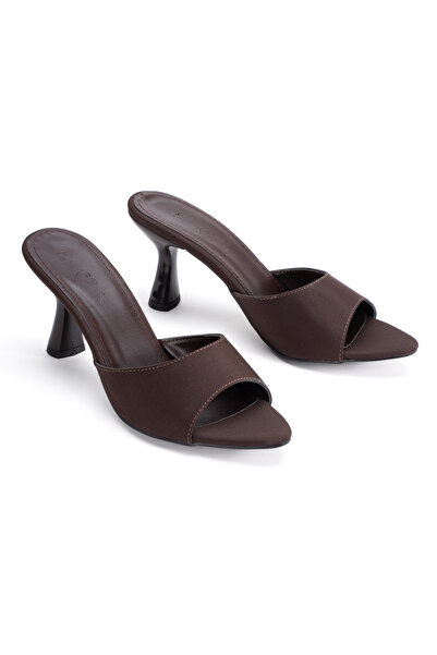 MFT AYAKKABI Pantofi de damă cu vârf ascuțit și toc de 7 cm papuci