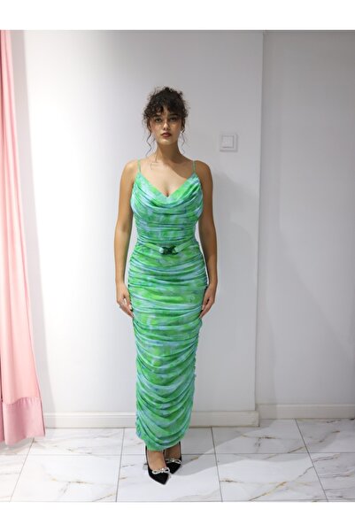 Angy Fashion Rochie „Emerald Muse” – Eleganță cu imprimeu artistic Mărime: 40