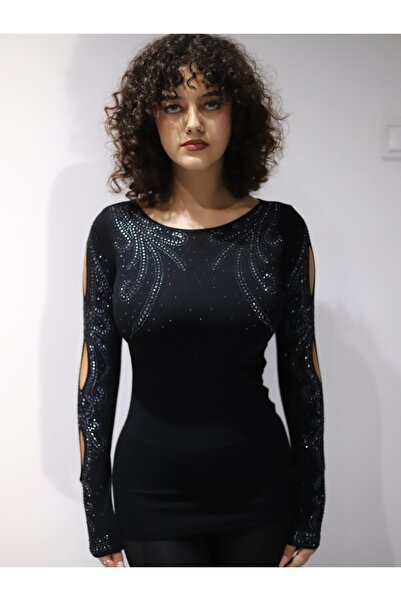 Angy Fashion "Noir" Blouse Size: One Size Fits All