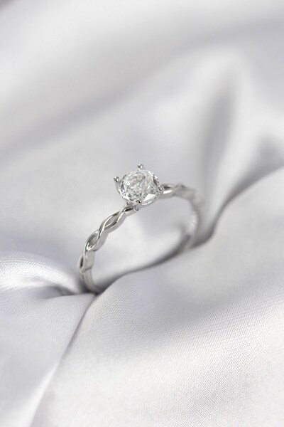 Inure Jewelry Silver Color Spiral Chain Model Single Stone Model Zircon Stone...