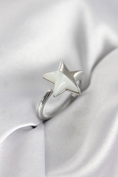 Inure Jewelry خاتم نسائي فضي اللون مزين بنجمة لؤلؤية