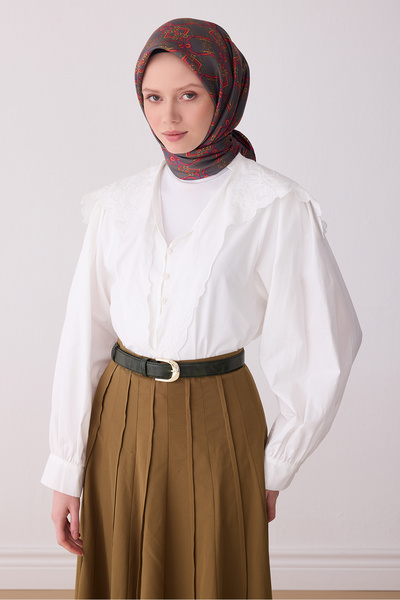 Belli وشاح كلاسيكي بنمط حرير تويل - ربيع وصيف 2026 (T) 4328-05