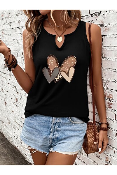 mercoledi تي شيرت نسائي كاردي مطبوع بفتحة رقبة على شكل حرف V بدون أكمام وقصة ...