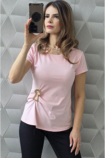 OnlyForYou Short-sleeved blouse made of elastic lycra and gold accessory
