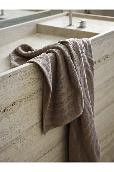 RootRise منشفة يد IDALA Plus من IDALA مقاس 50x90 سم بلون رملي داكن