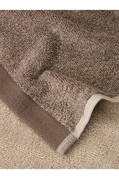 RootRise منشفة حمام مونكتورب الذهبية مقاس 70x140 سم بلون رملي