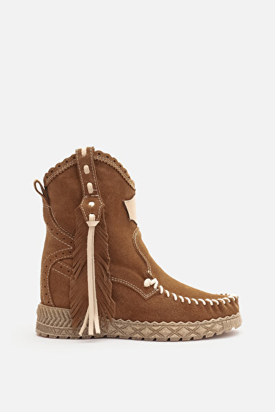 Bestyle Festival Boots with Hidden Heels