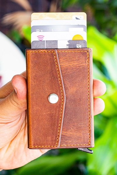 Garbalia Поставка за карта Pera Crazy Leather Mechanism Tan