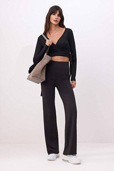 Trendyol Collection Schwarze Taucher-/Scuba-Stoff-Taillenformende Sport-Stric...