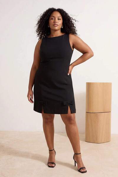 Trendyol Curve Μαύρο Μίνι Φόρεμα σε γραμμή Α Λεπτομέρεια με φιόγκο Υφαντό Μεγ...