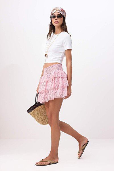 Trendyol Kollektion Rosafarbener Chiffonrock mit Blumenmuster und Rüschen und...