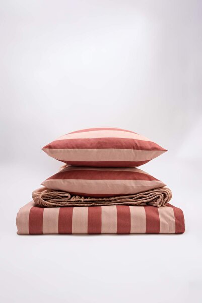 TRENDYOLMİLLA HOME Set husă de pilotă dublă, ușor de călcat, cu dungi și cear...