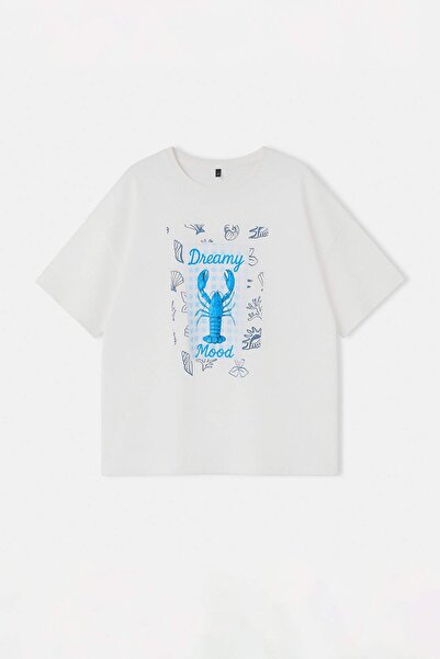 Trendyol Curve Ecru Crab Printed Oversize Fit Long Length Plus Size T-Shirt T...