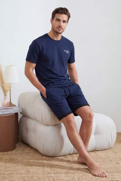 Trendyol Collection Petrol Regular/Normal Kesi Regular/Normal Cut City Embroi...