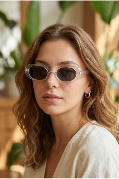 MONAL Bugs Transparent Sunglasses, Oval, Black Glass Colored