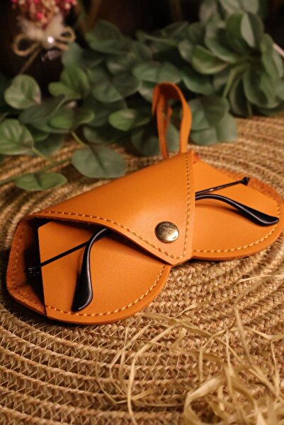 Hanging Glasses Case Heart Model ( Orange Color)