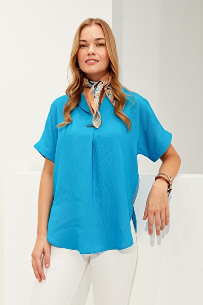 Desen Triko بلوزة نسائية بإبزيم أمامي باللون الأزرق