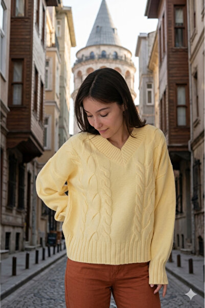 Butik Una Fiaba-Yellow Women's V-Neck Soft Textured Hair Knit Sweater