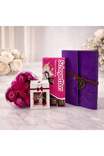 velve Purple Romance gift set, soap roses in a heart box, Schogetten chocolat...