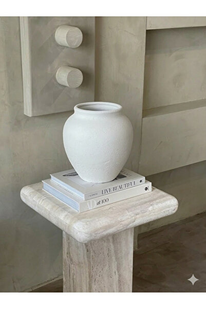 Yalda atelier Handmade Natura Matte Textured Small Belly Decorative Vase White