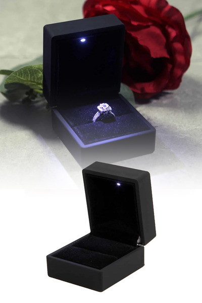 omilife Işıklı Yüzük Kutusu Kadife Kaplı Lüks Takı Kutusu Özel Anlar İçin Led...