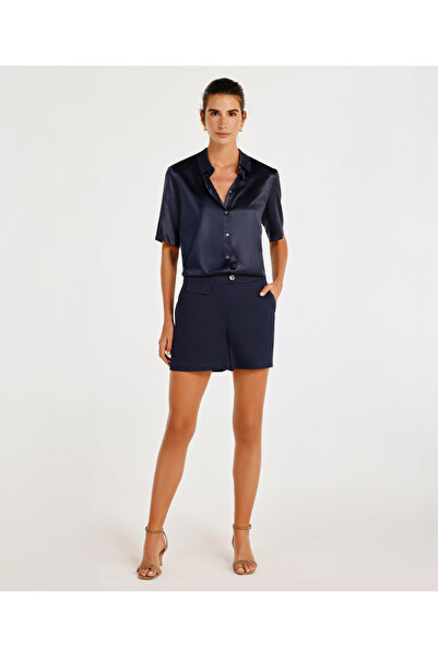 Yargıcı جيب برمودا مفصلة