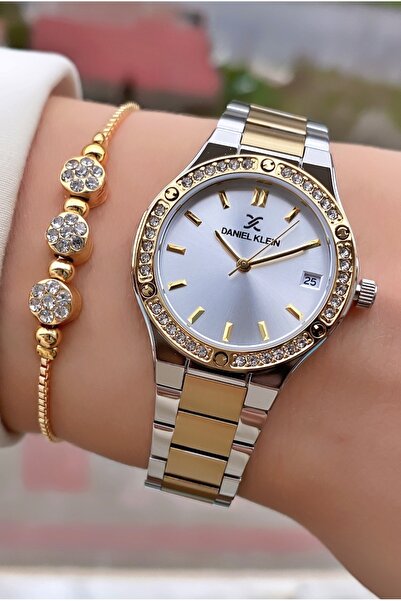 Daniel Klein ساعة يد عصرية أنيقة بتفاصيل حجرية - معصم