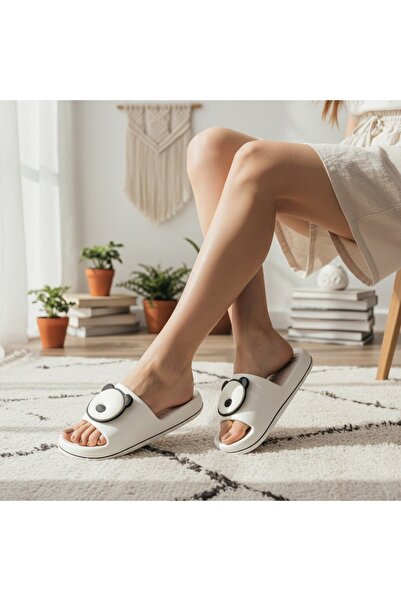 OEM Women's cheerful slippers with a cute pattern, with a platform, made of E...