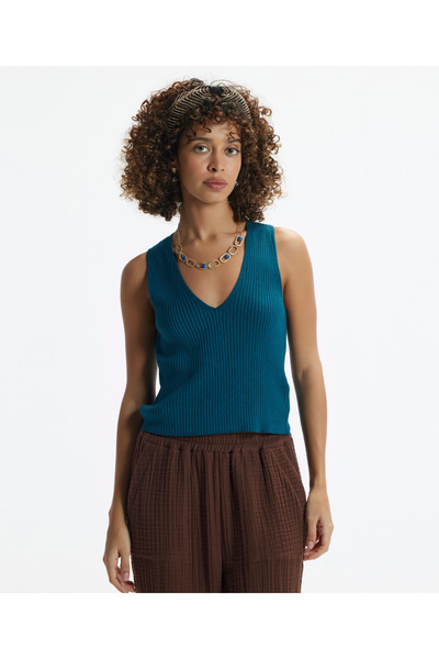 Yargıcı Kolsuz V Yakalı Triko