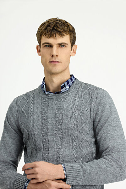 Kiğılı Πλεκτό πουλόβερ με κανονική εφαρμογή με λαιμόκοψη